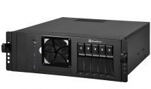 La SilverStone CS350 funciona tanto como caja de escritorio como rack